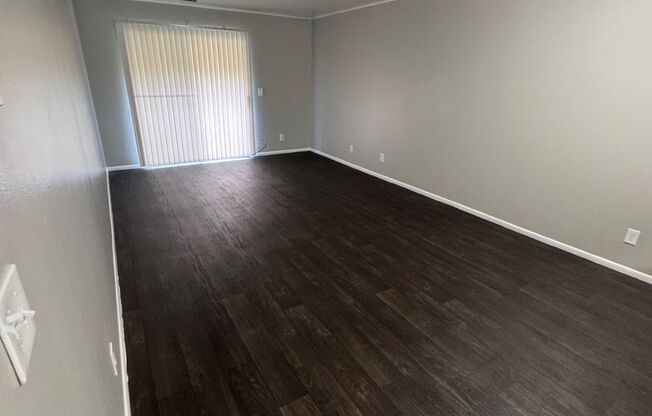 2 beds, 1 bath, 864 sqft, $1,195, Unit Unit 46