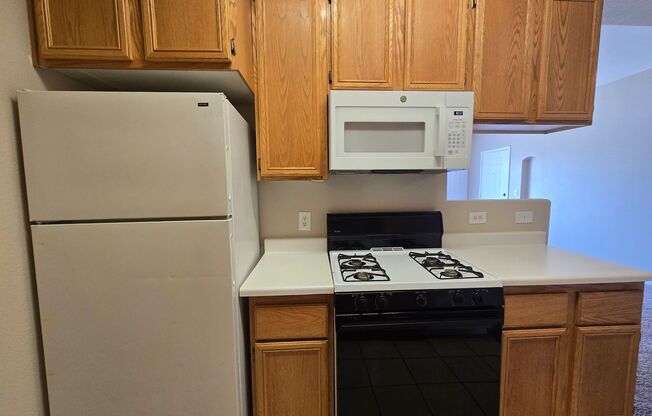 2 beds, 2 baths, $1,300, Unit # 1143