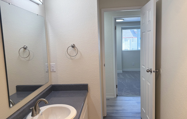 2 beds, 2 baths, 984 sqft, $2,175, Unit B203