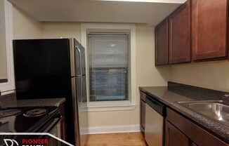 1347 N Dearborn