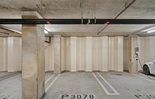 1 bed, 1 bath, 860 sqft, $3,000, Unit 914