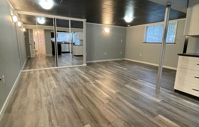 Studio, 1 bath, $1,225, Unit 1477