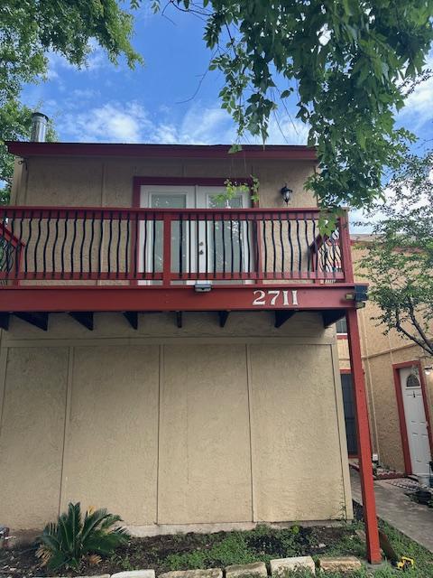2711 PARKER LN