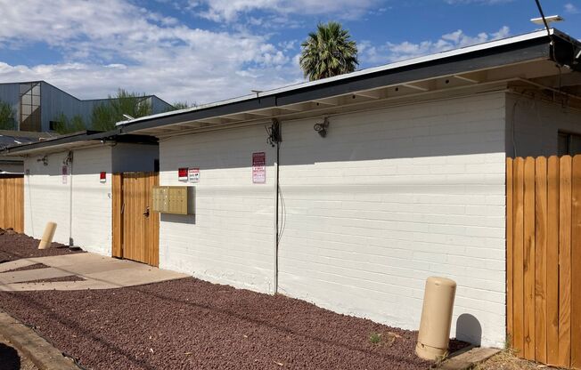 1433 S. Kenneth Place