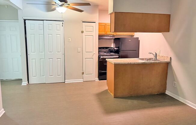 1 bed, 1 bath, 560 sqft, $825, Unit 601-07