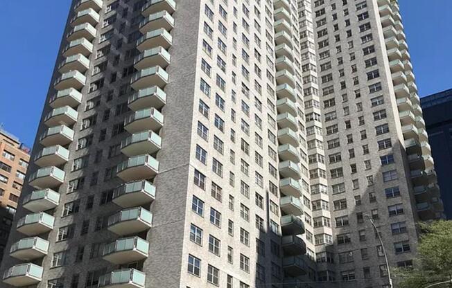 1 bed, 1 bath, $3,950, Unit 8H