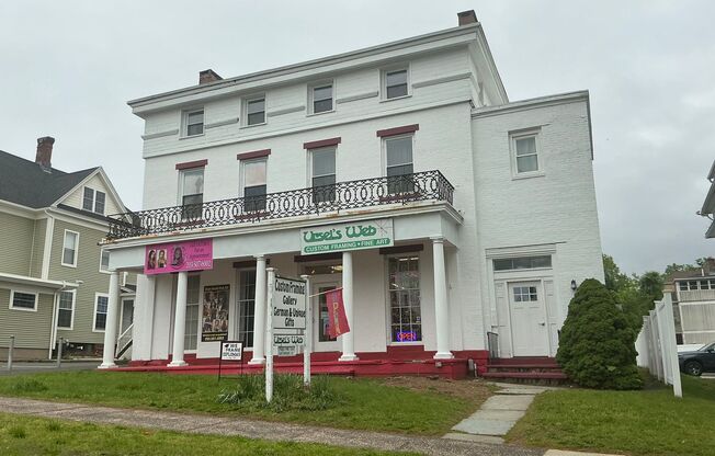 138-140 Washington Street