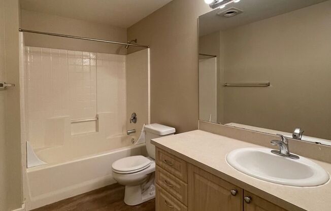 Studio, 1 bath, 413 sqft, $1,150, Unit 307