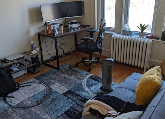 390 FELLSWAY W