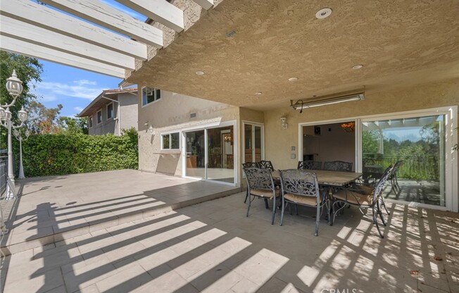 10211 CLEMATIS CT