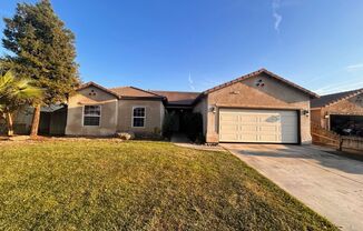 Nice home for rent in Tulare!