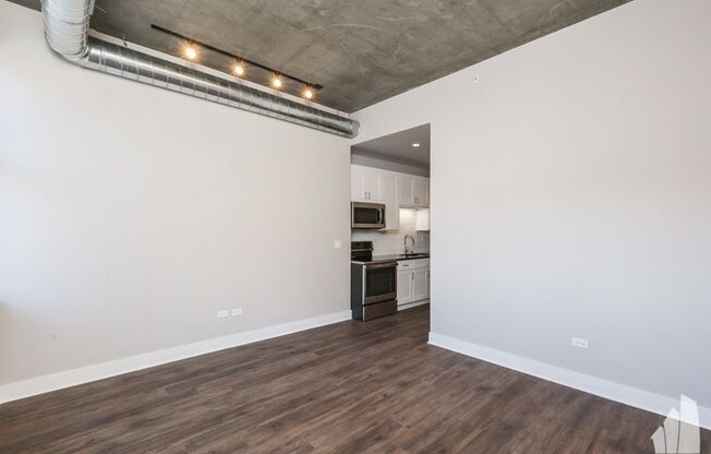 Studio, 1 bath, 470 sqft, $1,950, Unit 3833-402