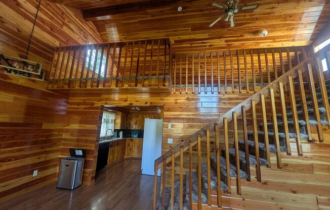 3 Bedroom, 1 bathroom Home on Secondary Bead Lake Lot