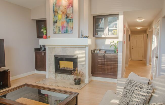 4bd/2.5ba Seattle Home