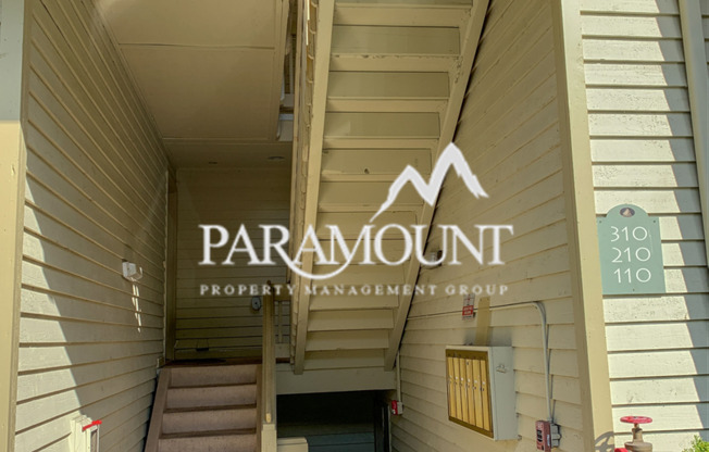 Top-Floor Corner Condo Near PSNS with Pool & Amenities