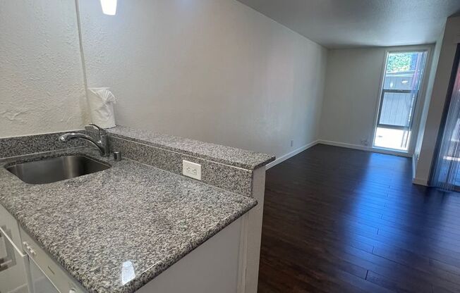 Studio, 1 bath, 250 sqft, $2,150, Unit 109