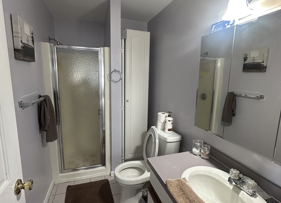 2 beds, 2 baths, 1,280 sqft, $2,800, Unit 201