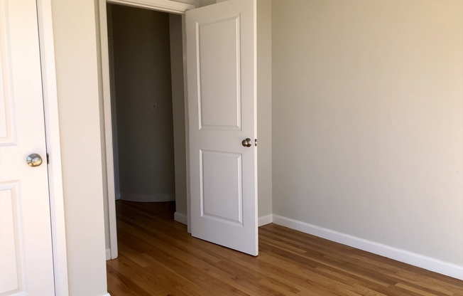 2 beds, 1.5 baths, 647 sqft, $4,400, Unit 616