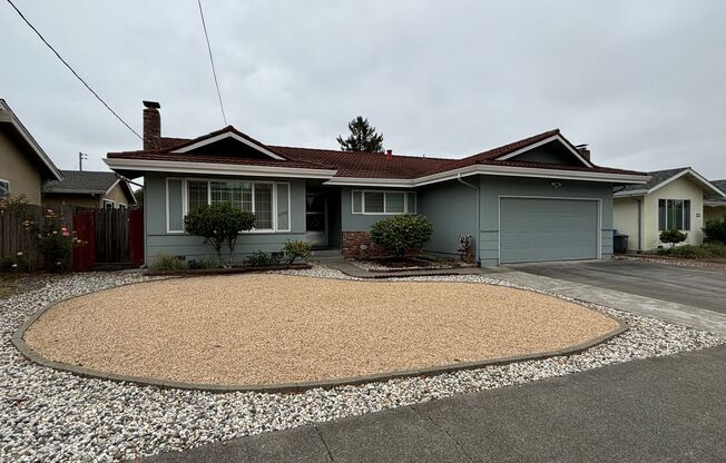 Updated 3 Bedroom 2 Bathroom Single Level Home in Northwest Santa Rosa with A/C