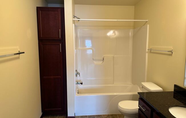 2 beds, 2 baths, 1,004 sqft, $1,245, Unit 3839-210