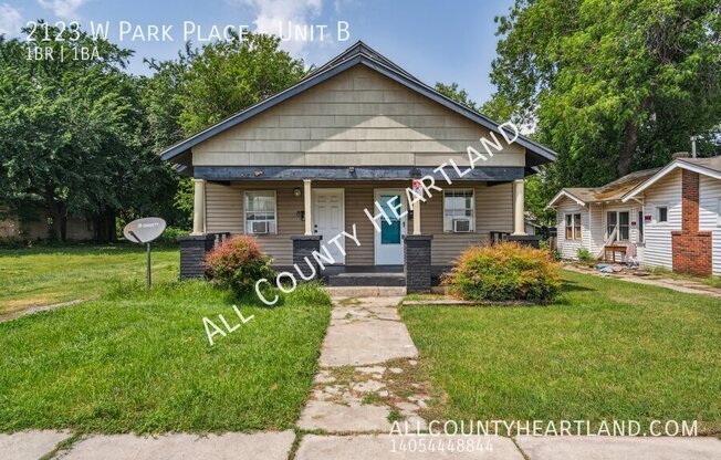2123 W PARK PL