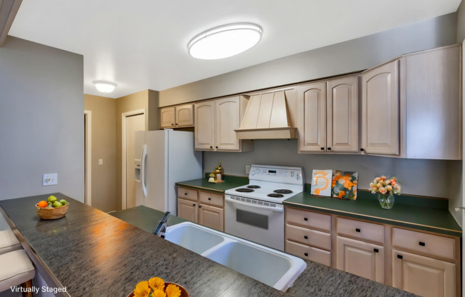 Beautiful 3BR, 3BTH Townhouse in Westminster!!!