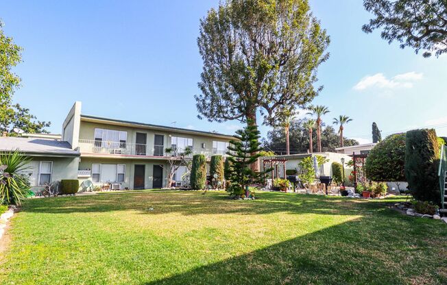 Harvard Apartments (142)