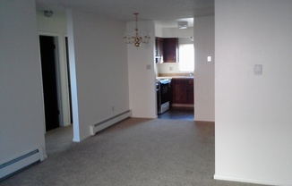 2 beds, 1 bath, 800 sqft, $925, Unit #3