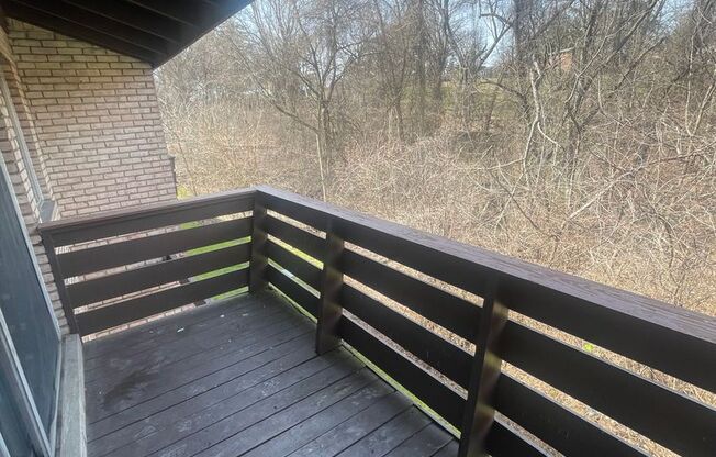 Recently Renovated 2 Bed, 1 Bath Condo for Lease NOW!