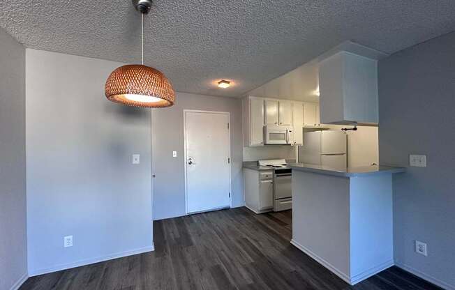 Welcome to Lido Apartments - 3745 Glendon Ave in Los Angeles