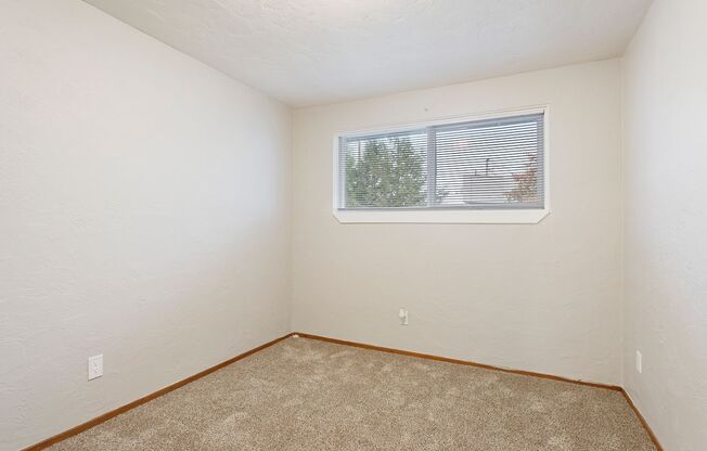 2 beds, 1 bath, 900 sqft, $1,495, Unit 119