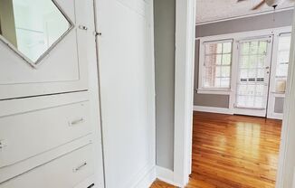 1 bed, 1 bath, 750 sqft, $1,795, Unit 873-8