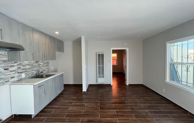 1 bed, 1 bath, $2,400, Unit 9222