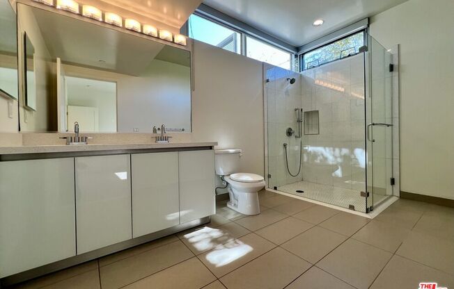 11715 Bellagio Rd Apt 305