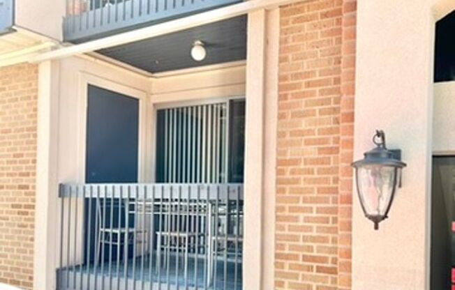 2 beds, 1 bath, 900 sqft, $1,299, Unit 37 PR