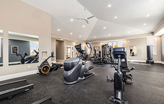 24/7 Fitness Center with Wi Fi at Signature Pointe Apartment Homes in Athens, AL