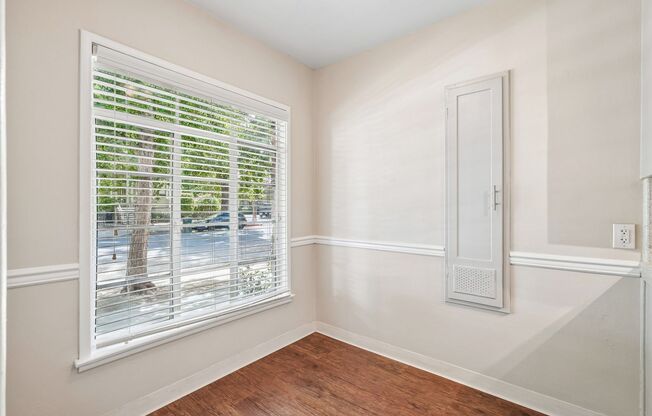 1 bed, 1 bath, 650 sqft, $1,595, Unit 5