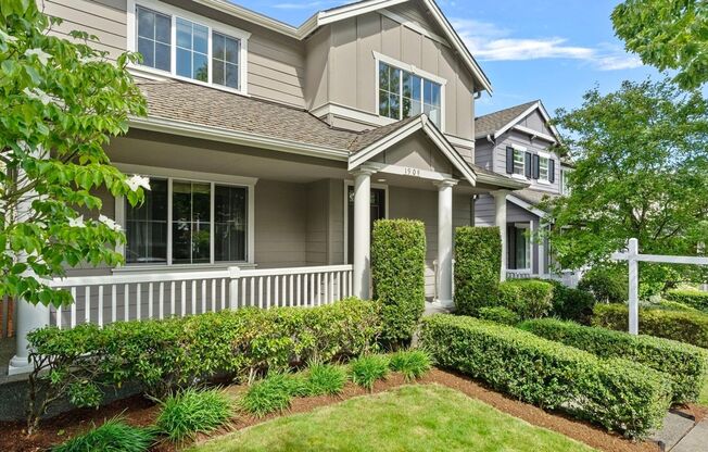 Stunning 4 Bed 2.5 Bath for Rent in Issaquah!