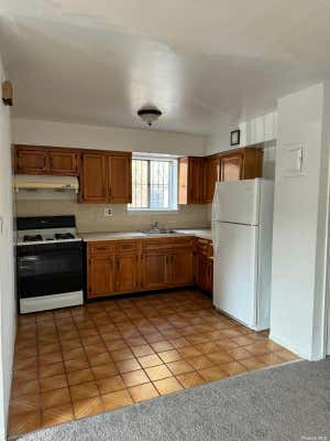 3 beds, 2 baths, $3,000, Unit 1