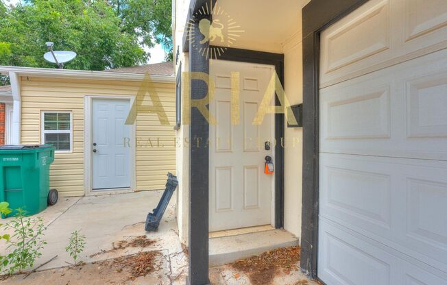 2 beds, 1 bath, $1,295