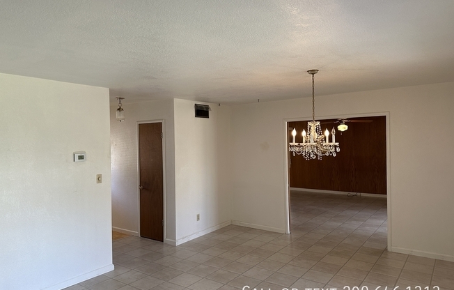 1704 CRESTVIEW DR