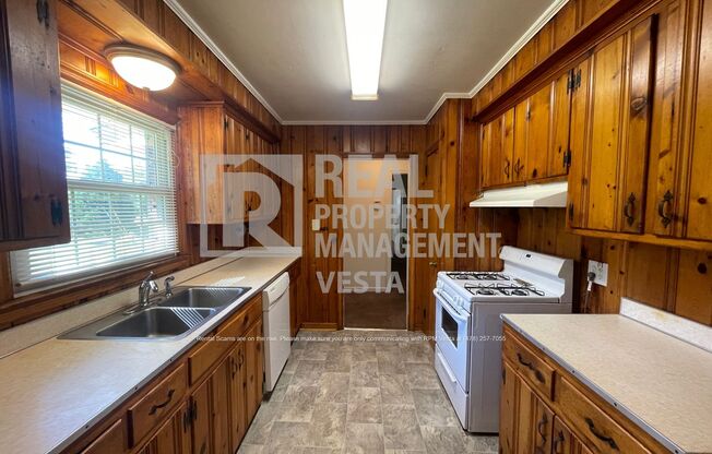 2458 KENSINGTON RD