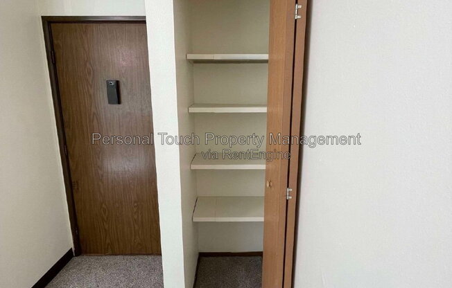2 beds, 1 bath, 850 sqft, $825, Unit 36
