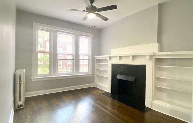 6257 Lakewood