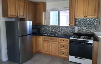 1 bed, 1 bath, $3,200