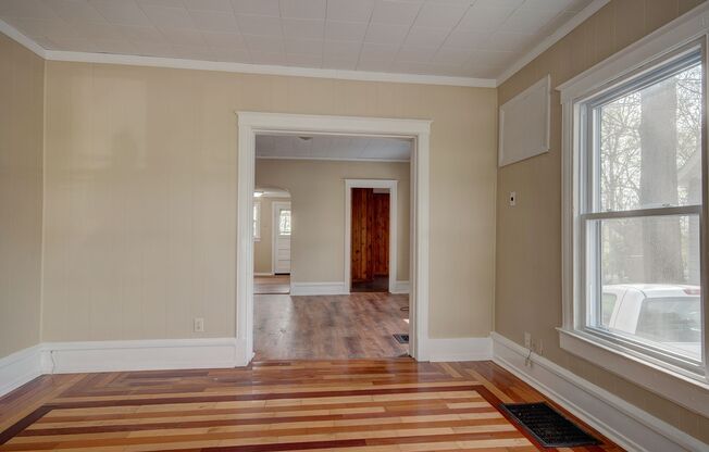 310 Dewey St