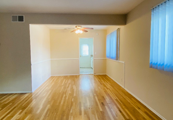 283 S El Molino Ave