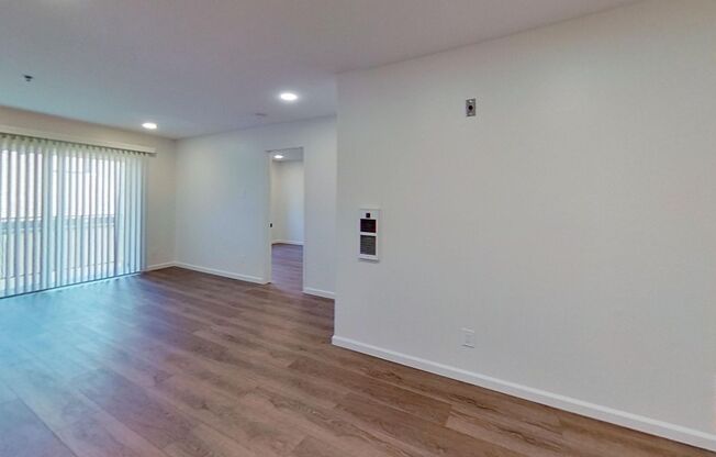 2 beds, 2 baths, 920 sqft, $2,595, Unit 209