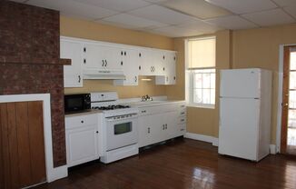 2 beds, 1 bath, $975