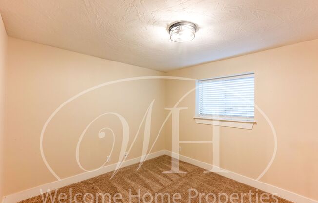 1 bed, 1 bath, 534 sqft, $1,145, Unit 1200 Broadway, Apt A